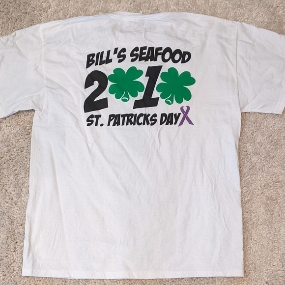 St. Patrick's Day Budweiser Green Beer Tee Large - Picture 3 of 4